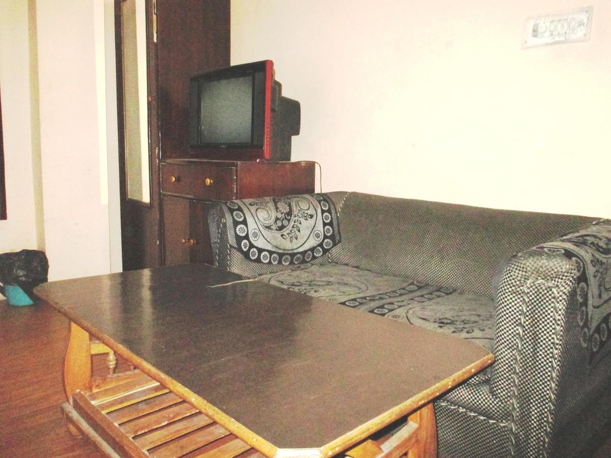 Hotel Shiv Palace Дехрадун Екстериор снимка